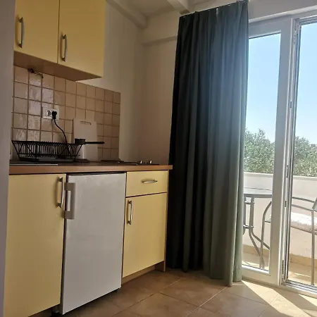 Apartments Tri Palme Baska Voda Exterior photo