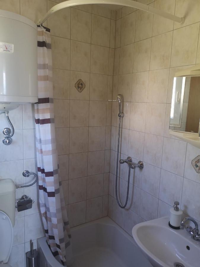 Apartment Tri Palme
