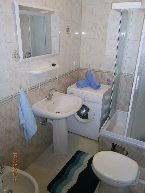 Tri Palme Apartment Baska Voda