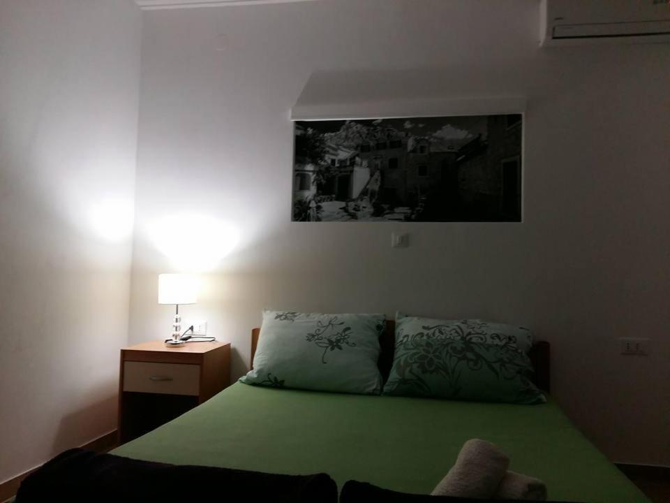 Tri Palme Apartmán *